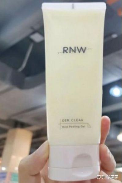 學生黨必看！盤點那些平價又高效的溫和去角質好物